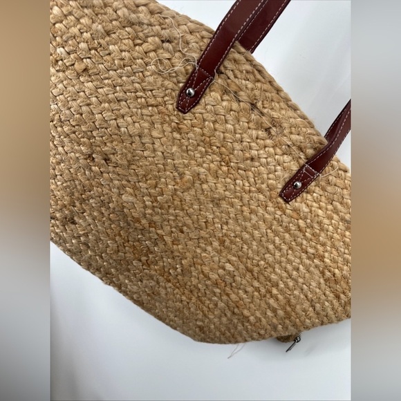 Haute Hippie Raffia Extra Large Tote with Pouch NWOT - Picture 6 of 6